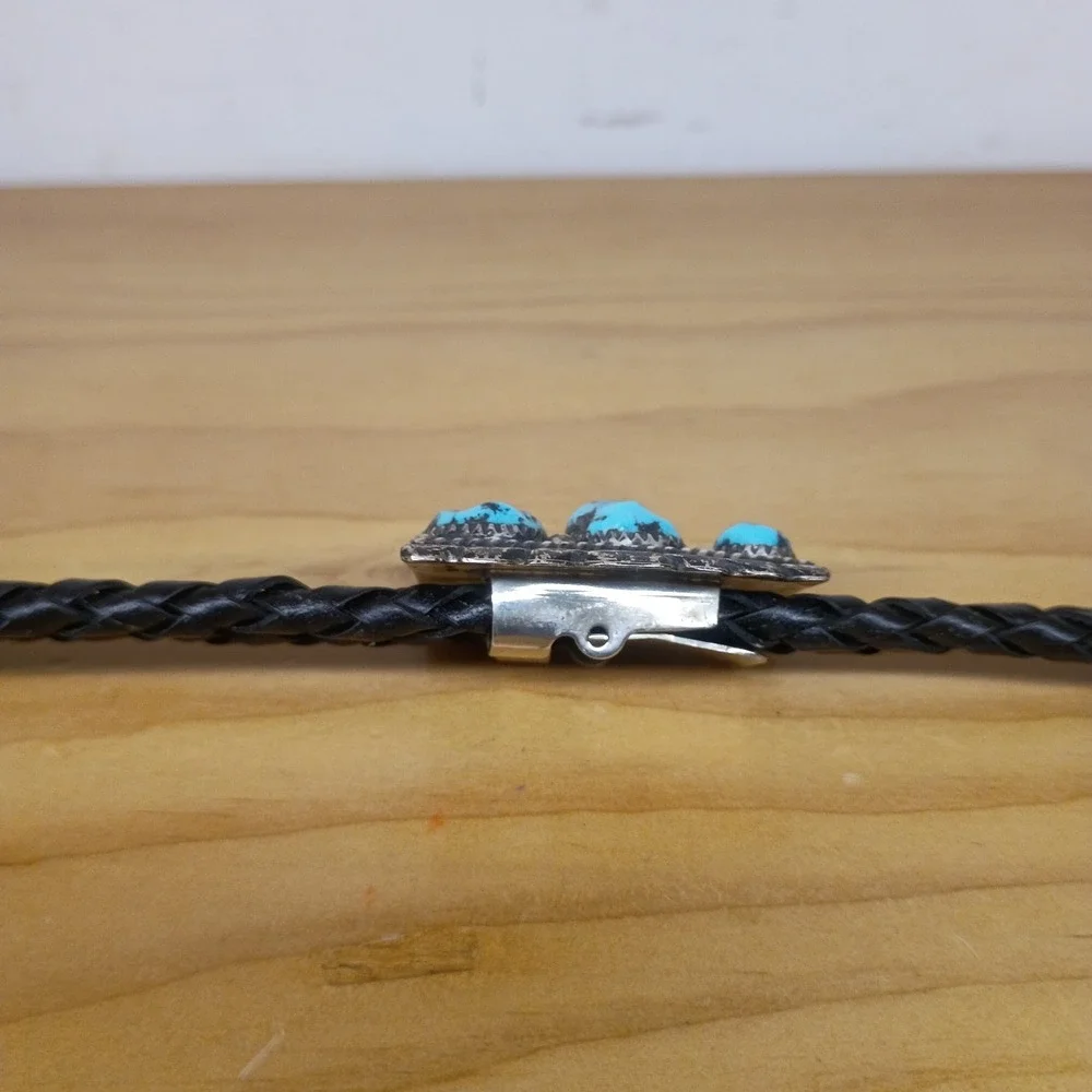 Zuni Pueblo Sterling Silver & Turquoise Bolo Tie RLB  Robert & Bernice Leekya
